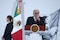 México vacunará a migrantes y amplía campaña a 49 años para contener brote de sarampión 