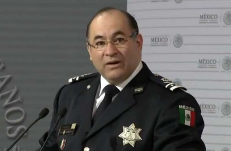El General Luis Rodríguez Bucio, Comandante de la Guardia Nacional, da un discurso.
