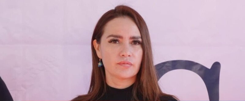La actriz mexicana Yalitza Aparicio en la alfombra roja.