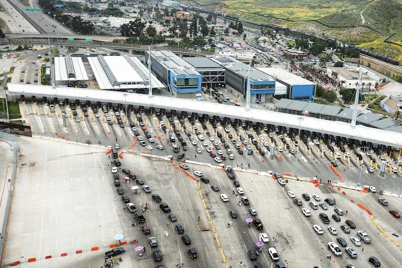 Tráfico en la frontera entre Estados Unidos y México