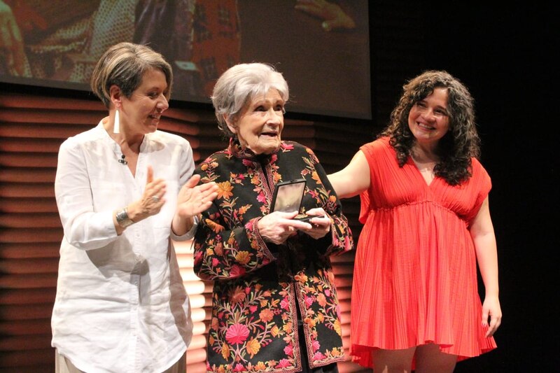 Entrega del premio a la actriz Carmen Maura