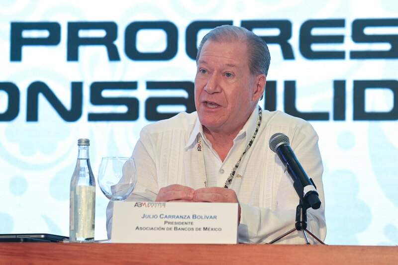 Julio Carranza Bolívar, presidente de la Asociación de Bancos de México (ABM), durante una conferencia de prensa.