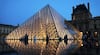 Empleados del Louvre irán a la huelga a partir del día 15 por el deterioro del museo