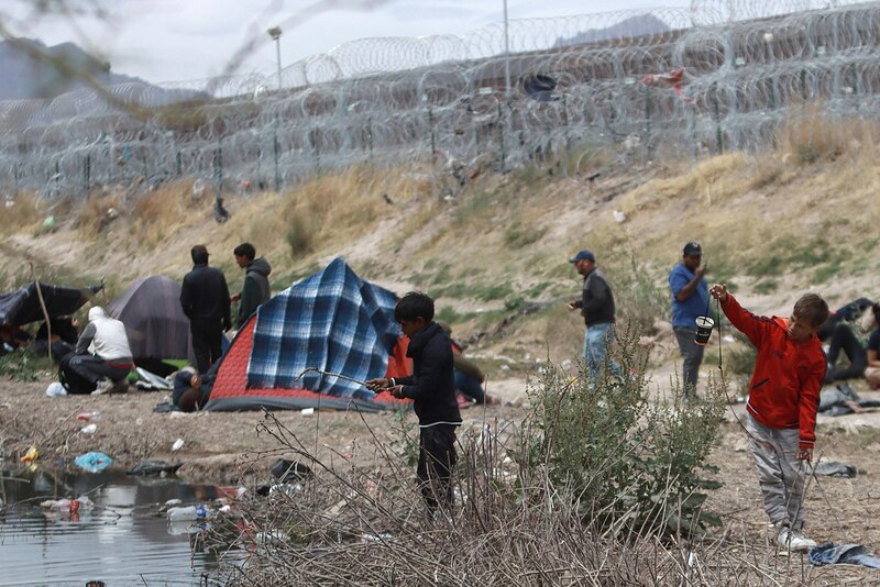 Niñas y niños migrantes