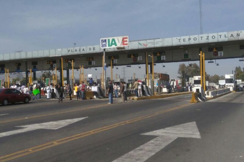 Protesta en la caseta de Tepotzotlán