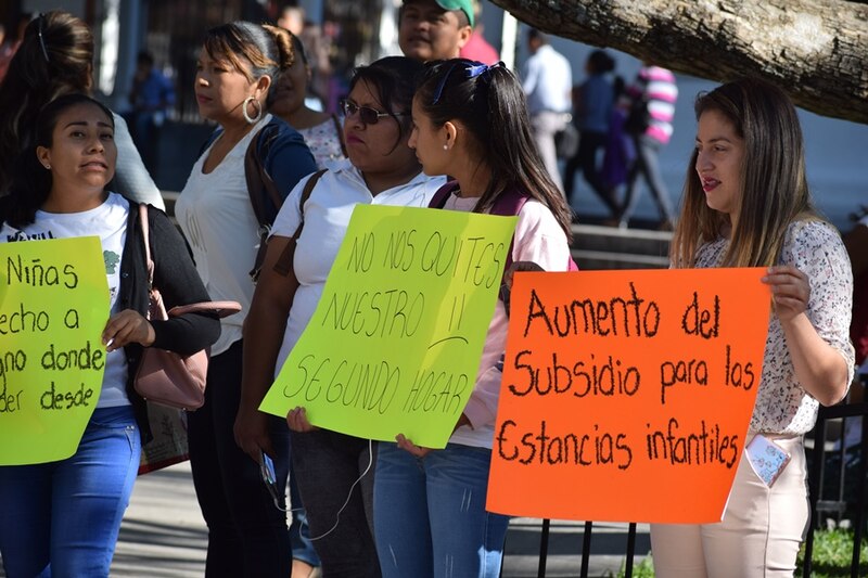 Protesta contra el recorte de presupuesto a las estancias infantiles en México