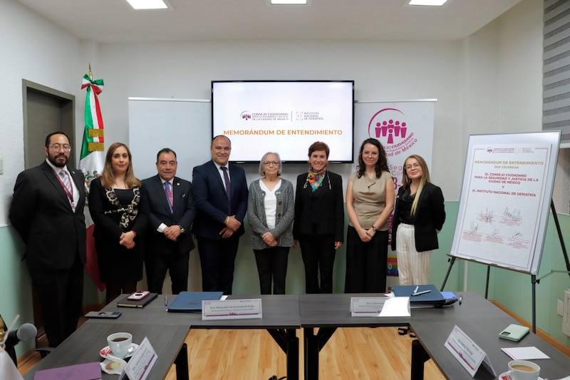 La Dra. Clara Luz Álvarez, Secretaria Ejecutiva del Consejo Ciudadano para la Seguridad y Justicia de la Ciudad de México, y la Dra. María del Carmen García Peña, Directora General del INGER, firmaron un Memorándum de Entendimiento