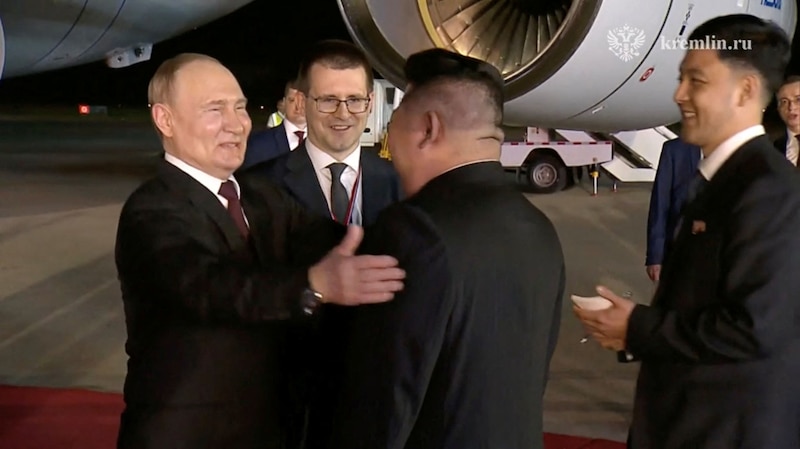 Kim Jong-un y Vladimir Putin se reúnen en Rusia