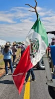 Campesinos y transportistas prevén también bloqueos este lunes de aduanas en frontera norte y suman 24 estados