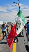 Campesinos y transportistas prevén también bloqueos este lunes de aduanas en frontera norte y suman 24 estados