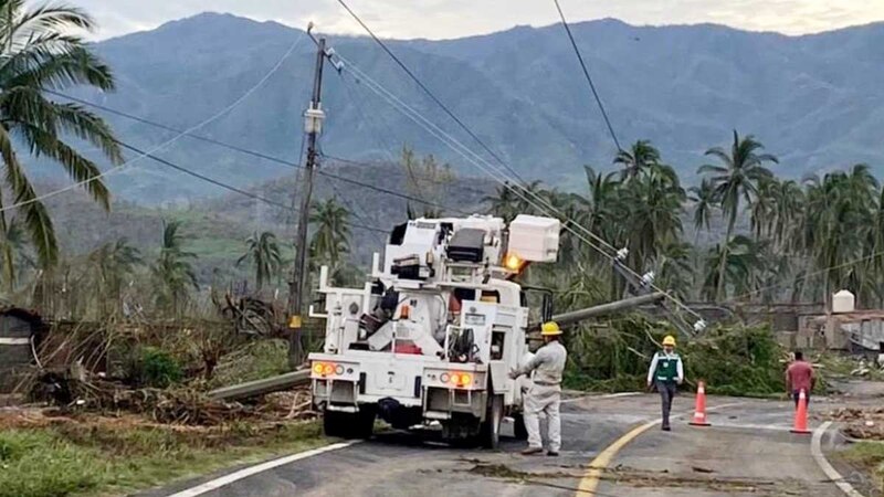 Restablecimiento del servicio eléctrico tras el huracán