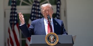 Trump insiste: “Los cárteles gobiernan México y nadie más lo hace”