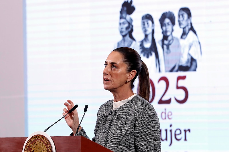 Claudia Sheinbaum durante su conferencia matutina del 6 de enero de 2025