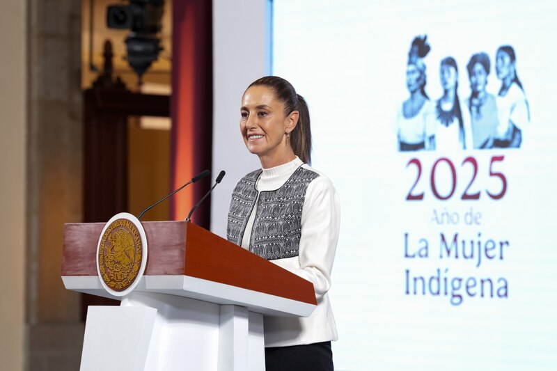 La Presidenta Claudia Sheinbaum señaló que en la relación con Estados Unidos aplica el "cabeza fría", y no tomar decisiones inmediatas