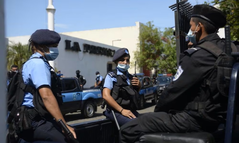 Policías en Haití