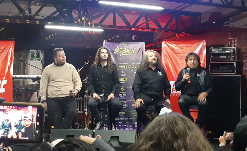 Conferencia de prensa de Muse en Toluca