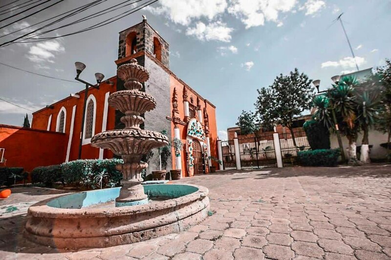 Hermosa iglesia colonial en México