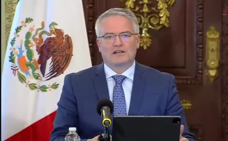 El presidente de México, Andrés Manuel López Obrador, da un discurso.
