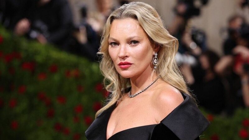 Kate Moss, modelo británica, asiste a la Gala del Met 2023