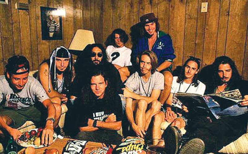 Foto de la banda Nirvana en 1991