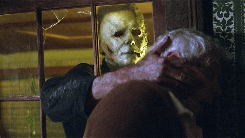 Michael Myers acecha a su víctima