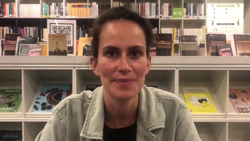 La escritora española Elvira Navarro