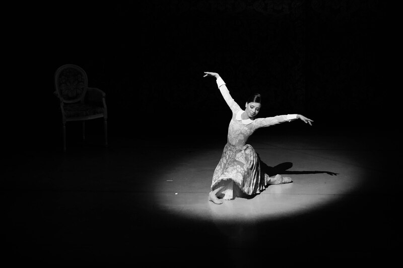 Bailarina en el escenario
