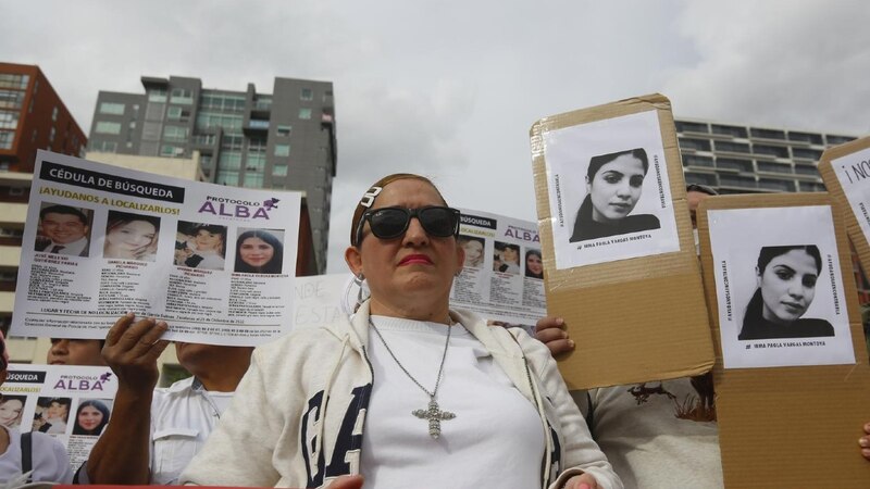 Title: Protesta contra la violencia de género en México