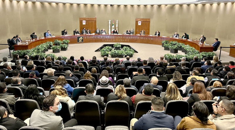 Reunión del Consejo General del Instituto Electoral del Estado de México