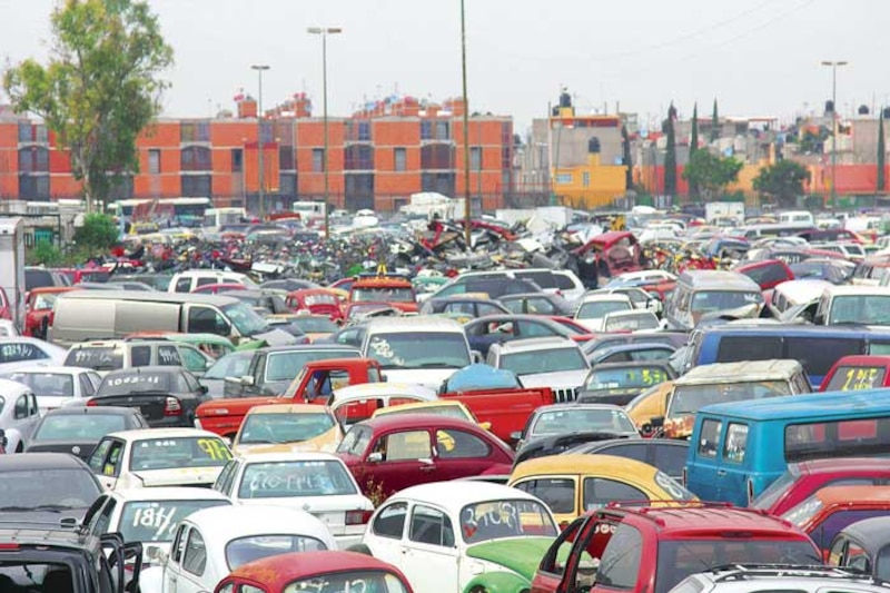 Yonke de autos en México