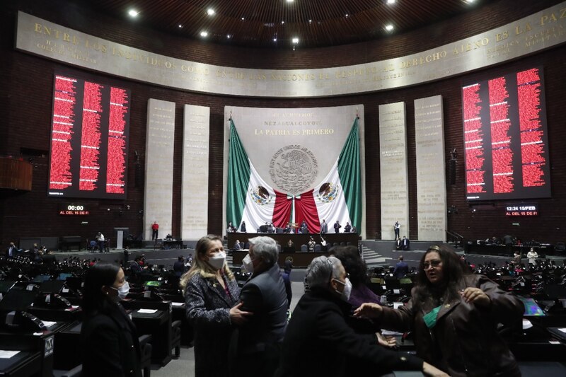 1. Sesión en el Congreso de la Unión
2. Diputados y senadores en el pleno del Congreso
3. El pleno del Congreso de la Unión en sesión
4. Legisladores mexicanos en sesión
5. La Cámara de Diputados en sesión
6. El Senado de la República en sesión
7. El Congreso de la Unión en sesión
8. Sesión ordinaria del Congreso de la Unión
9. Sesión extraordinaria del Congreso de la Unión
10. Sesión solemne del Congreso de la Unión