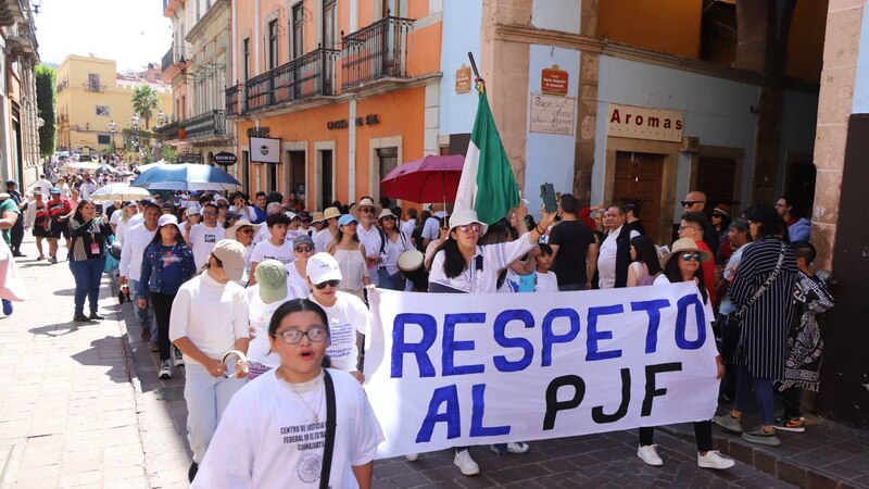 Marcha por el respeto al Poder Judicial Federal en Guanajuato