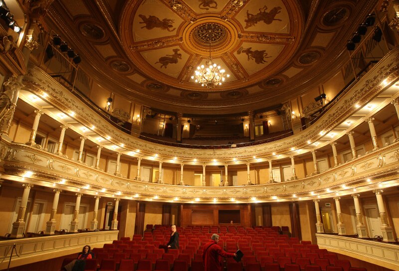 Interior del Teatro Nacional de Praga