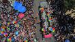 Colectivos de familias de desaparecidos LGBT+ y anti comercio rosa toman el Fan Fest