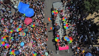 Colectivos de familias de desaparecidos LGBT+ y anti comercio rosa toman el Fan Fest
