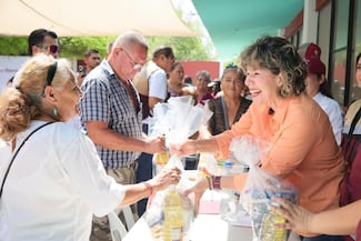 Entregan apoyos sociales en San Fernando, Tamaulipas
