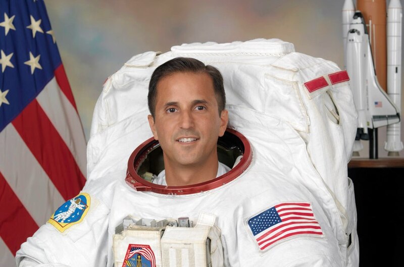 El astronauta Michael López-Alegría
