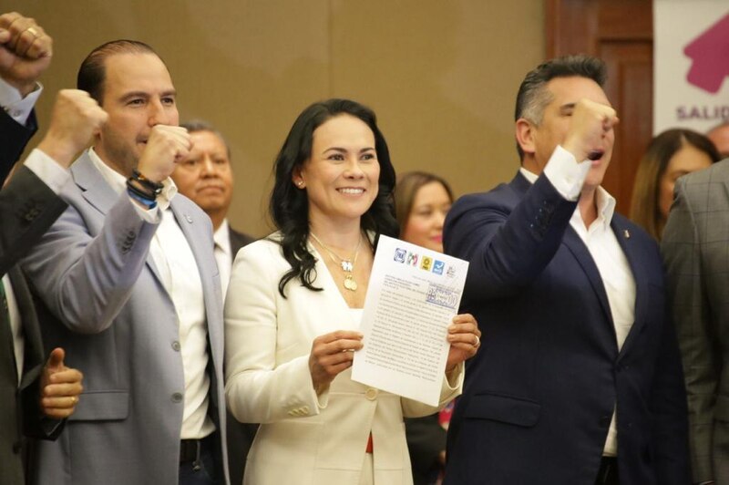 La Ministra de Igualdad, Irene Montero, celebra la aprobación de la ley de igualdad salarial