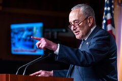 “Cuando sientan el daño del plan fiscal de Trump lo recordarán durante años”: líder demócrata en el Senado