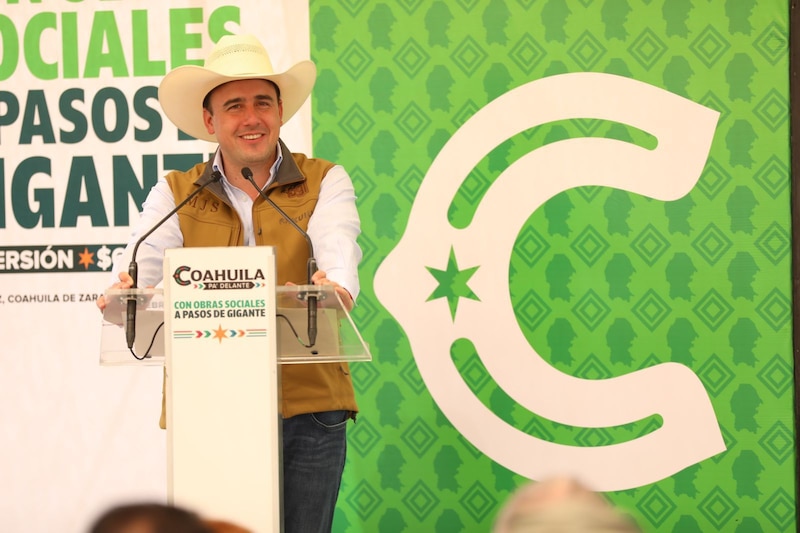 Manolo Jiménez Salinas, gobernador de Coahuila