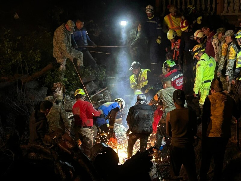 Rescate de personas atrapadas en un derrumbe