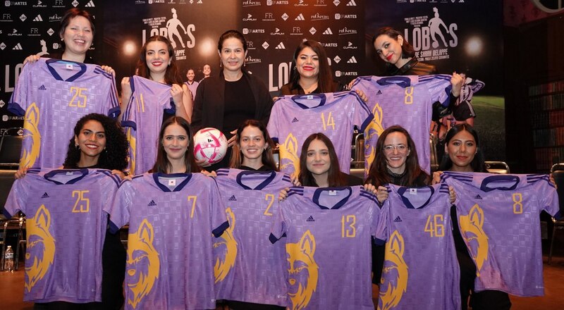 Presentación del equipo femenino de fútbol "Las Lobas"