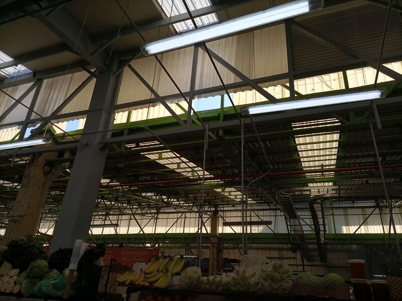 Mercado de frutas y verduras