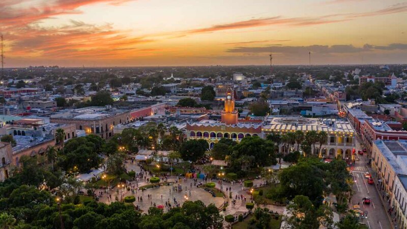 Atardecer en la ciudad de Mérida, Yucatán, México