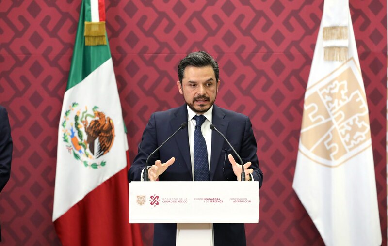 El Presidente de México, Andrés Manuel López Obrador, pronuncia un discurso ante el Congreso de la Unión en la Ciudad de México.