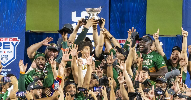 Los Caimanes de Barranquilla celebran su victoria en la Serie del Caribe 2022