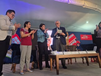 Carlos Martínez Assad recibe el Premio Historia y Humanismo FILCO 2026