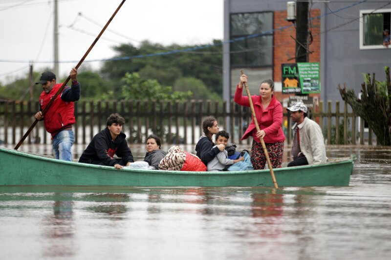 Inundaciones en Paraguay dejan miles de damnificados