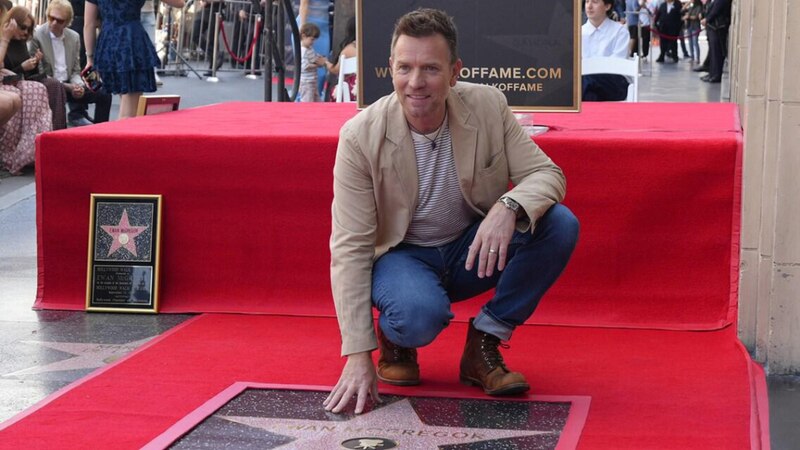 El actor Ewan McGregor recibe su estrella en el Paseo de la Fama de Hollywood