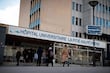 Francia prepara recortes en asistencia médica a migrantes sin papeles en medio de crisis política 